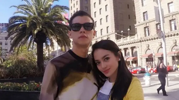 [Bintang] Ririn Ekawati dan Ferry Wijaya