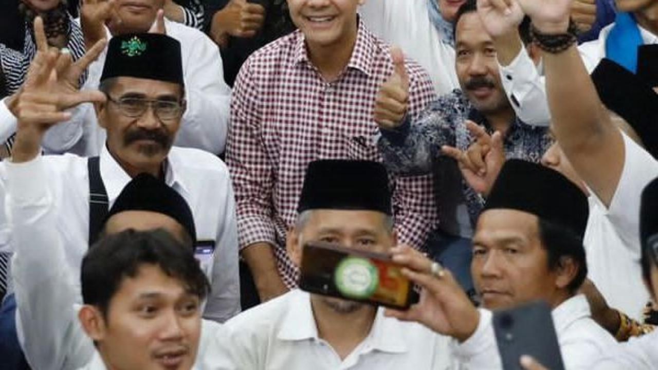 Ramai-Ramai Kiai Se-Jateng Doa Bersama untuk Masa Depan Ganjar setelah Purnatugas