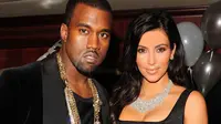 Ambisi Kim Kardashian-Kanye West Menikah Ala Kerajaan Ingggris