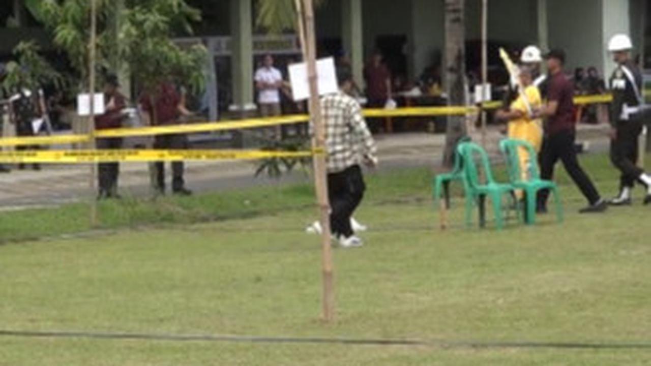 Rekonstruksi Kopda Basarsyah Pakai Senapan Serbu Berondong Tiga Polisi saat Gerebek Sabung Ayam di Way Kanan