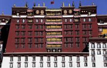 Menelusuri jejak Kekaisaran Tibet di 'istana langit' Potala