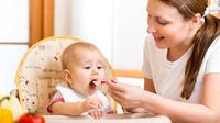 Alergi makanan telah dua kali lipat terjadi dalam beberapa tahun terakhir. Namun bukti menunjukkan bahwa memberi makan anak-anak kacang dan telur sejak dini, dapat mengurangi risiko tersebut. (foto: parents)