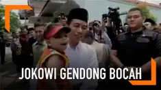 Seorang anak berkebutuhan khusus digendong Presiden Jokowi di Cianjur, Jawa Barat. Video jokowi dan ABK ini viral di media sosial.