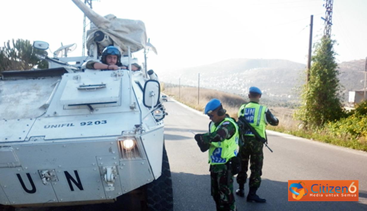 Citizen6, Lebanon: Kegiatan Road Safety Campaign merupakan salah satu tugas dari Kontingen Garuda XXV-D/Unifil ini dipimpin oleh Wadan Satgas POM TNI Mayor Laut (PM) Wahyu Dwi Sulistyo. (Pengirim: Badarudin Bakri)