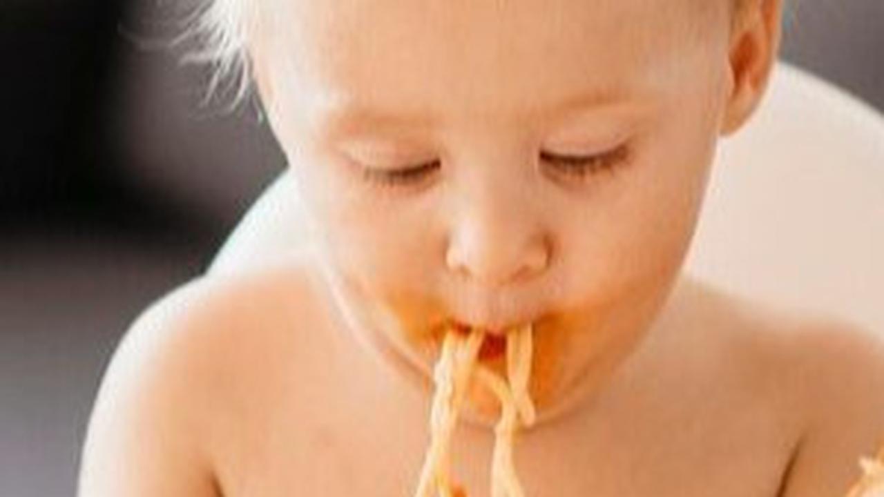 Dokter Anak Wanti-wanti Kebiasaan Anak yang Suka Hanya Makan Nasi dengan Kerupuk