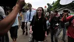 Istri terpidana mati kasus narkoba Sergei Atlaoui asal Prancis, Sabine Atlaoui usai mengunjungi lapas Pasir Putih, Nusakambangan, Jateng, Kamis (5/3/2015). (Liputan6.com/Johan Tallo)