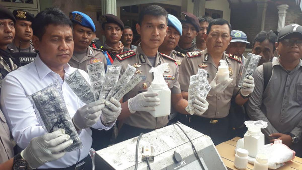 Terbongkar Jutaan Pil PCC di Rumah Kontrakan - Regional Liputan6.com