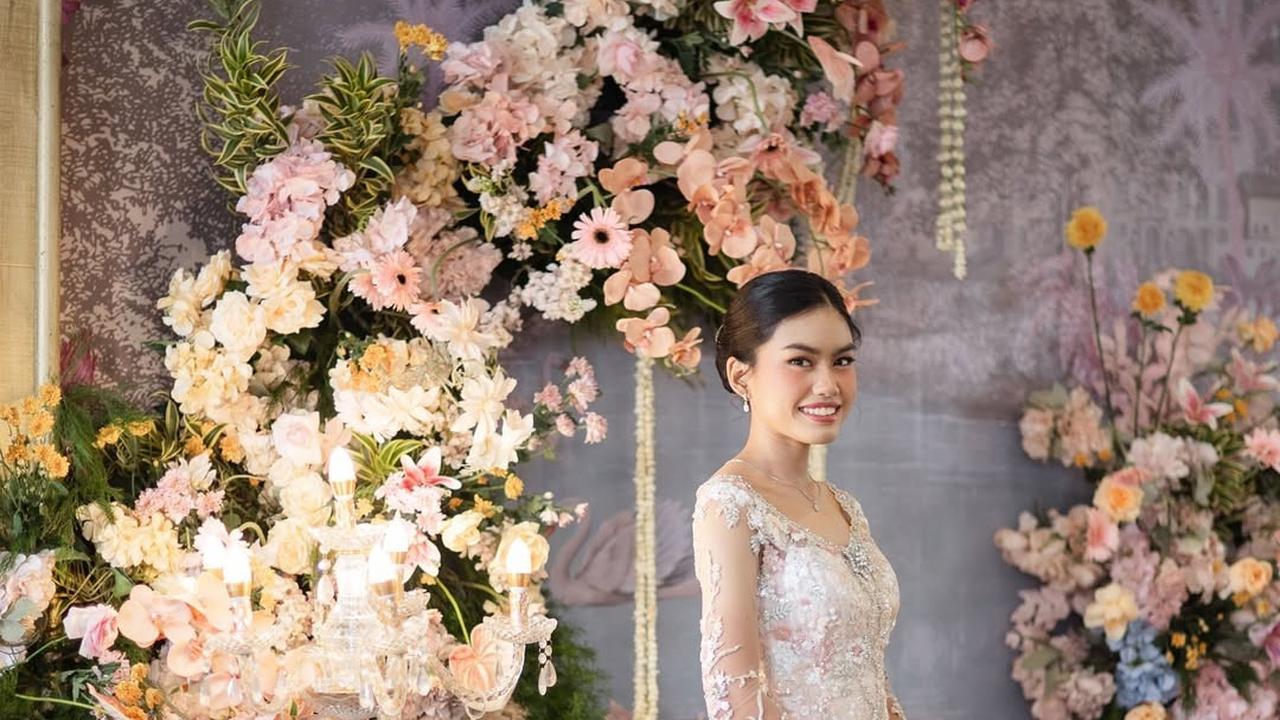 Model Kebaya yang Dipakai Namira Adjani Anak Sulung Alya Rohali saat Lamaran, Cantik dan Kalem