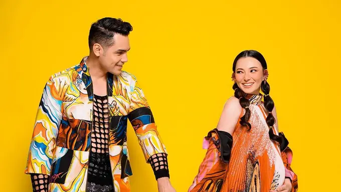 Asmirandah dan Jonas Rivanno. (Foto: Rio Motret dari Instagram @asmirandah89)