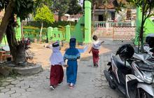 Satu Guru, Satu Murid, Potret Miris Sekolah Negeri Sepi Peminat