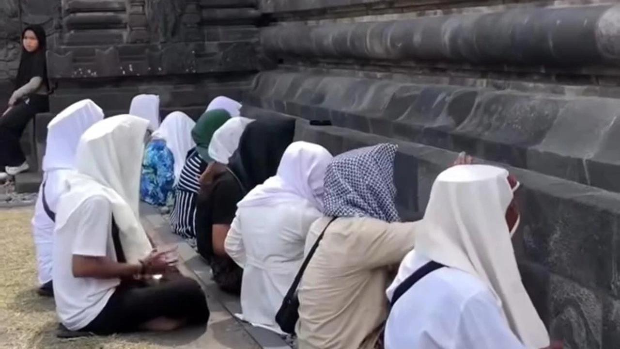 Pengelola Buka Suara Soal Video Viral Wisatawan Berzikir di Candi Prambanan