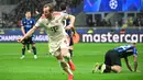 Di babak kedua, Bayern Munchen membuka keunggulan lebih dulu melalui gol yang dicetak Harry Kane pada menit ke-52. (Alberto PIZZOLI/AFP)