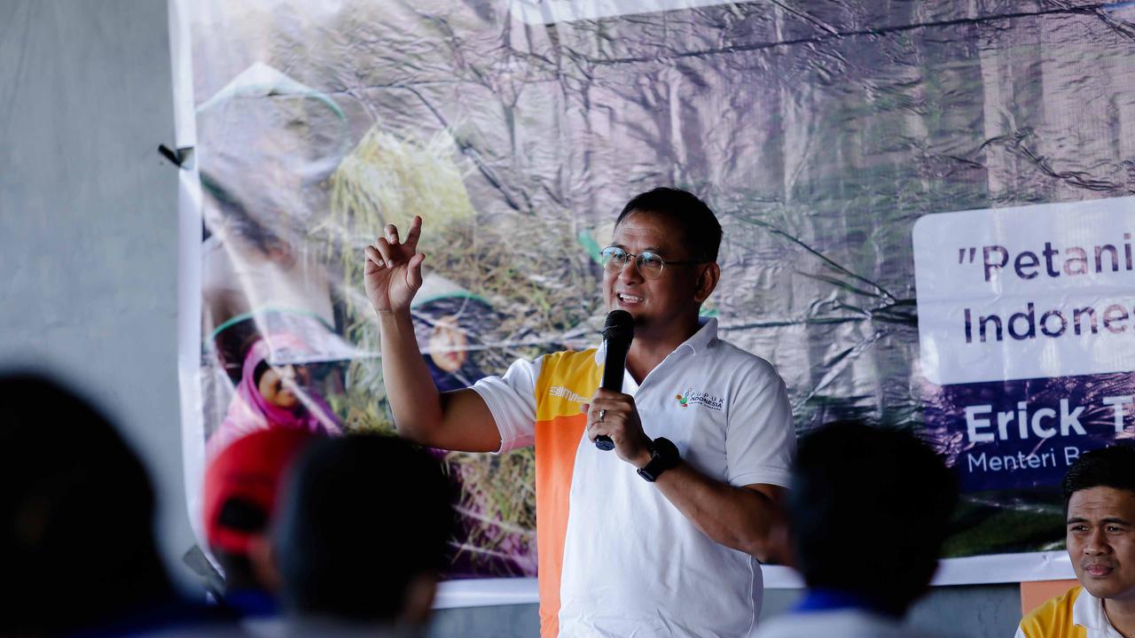 PT Pupuk Indonesia (Persero) mengajak petani padi di Desa Karangwuni, Kecamatan Polokarto, Kabupaten Sukoharjo, Jawa Tengah, untuk bergabung dalam program Makmur.