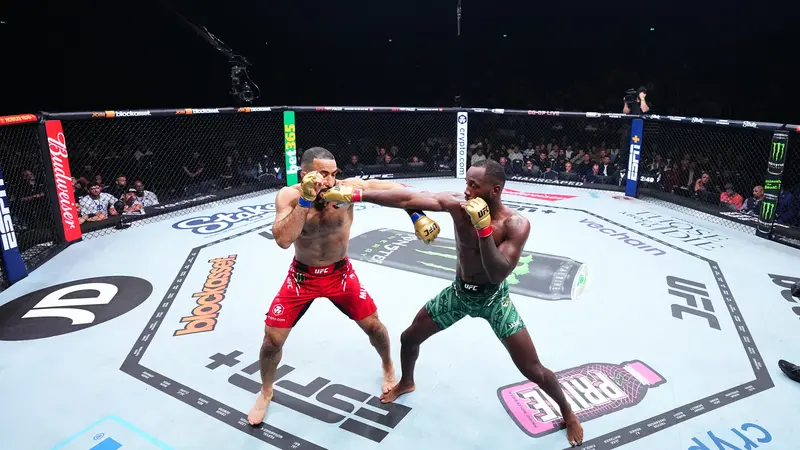 Belal Muhammad vs Leon Edwards di UFC 304