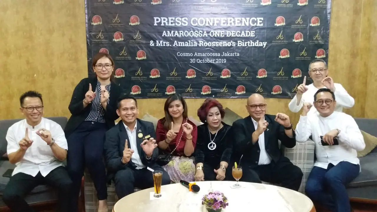 Hadirkan Cinta di Satu Dekade Hotel Amaroossa Indonesia