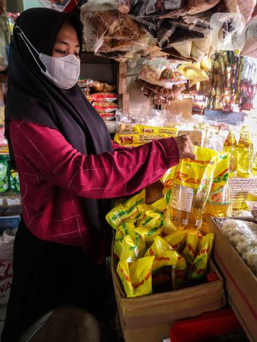 Minyak Goreng Satu Harga Rp 14.000 per Liter Berlaku