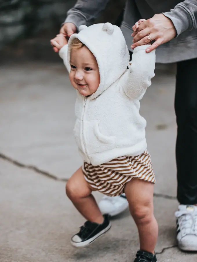 bayi jalan