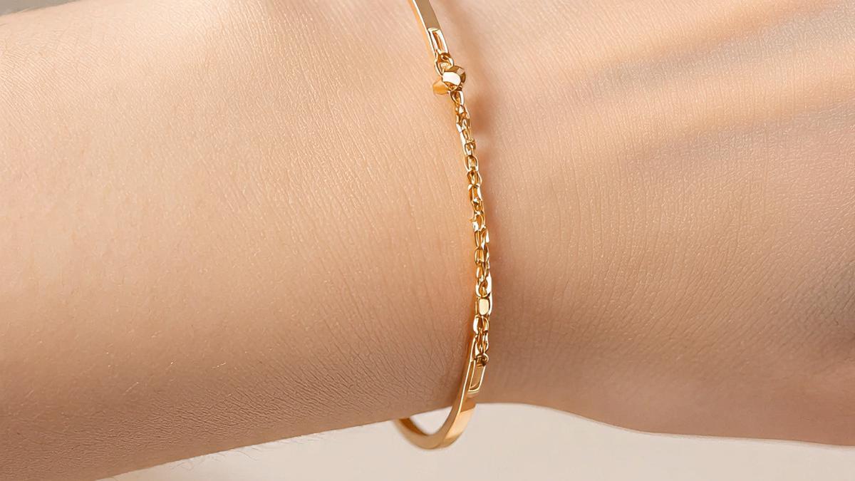 10 Model Gelang Emas 5 Gram 18 Karat Terbaru di 2025, Perhiasan Eksklusif untuk Gaya Sehari-hari