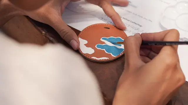 Lunar Porcelain Collection by Hadinata Batik