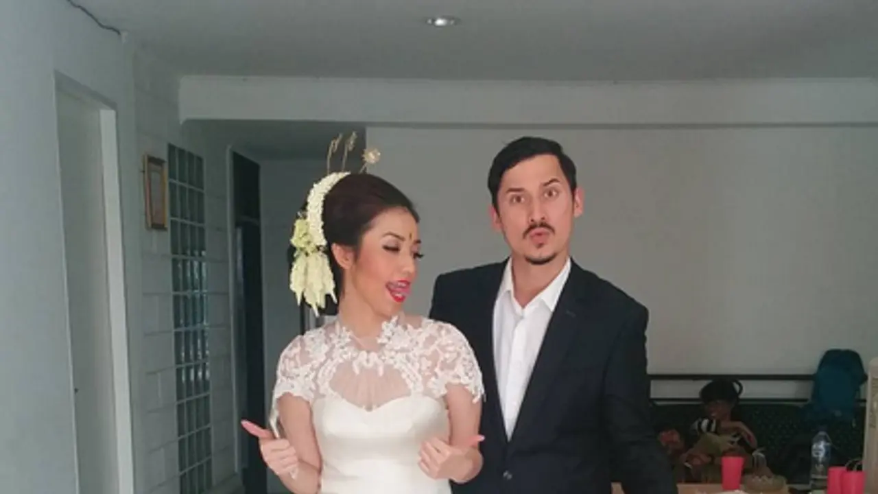 [Bintang] Velove Vexia dan Nino Fernandez
