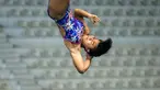 Atlet loncat indah putri Indonesia, Gladies Lariesa Garina beraksi dalam nomor papan 30 meter Indonesia Open Aquatic Championships 2025 (IOAC 2025) di Stadion Akuatik, GBK, Kamis (26/11/2025). (Bola.com/Bagaskara Lazuardi)