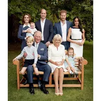 Foto keluaraga Pangeran Charles dalam ulang tahunnya ke 70 (dok.Instagram/@clarencehouse/https://www.instagram.com/p/BqIvjMIALqV//Asnida Riani)