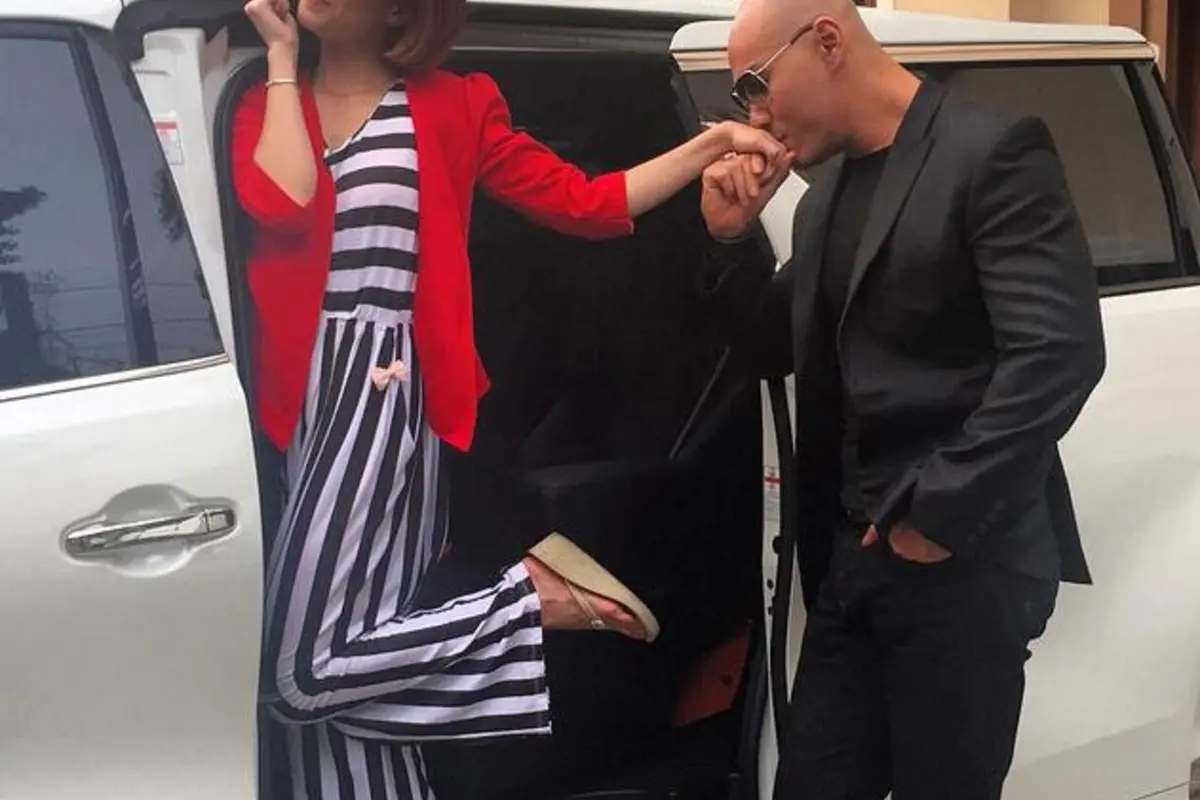 Deddy Corbuzier dan Chika Jessica