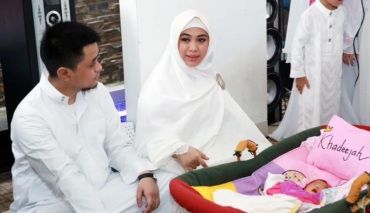 Foto profil Oki Setiana Dewi (Deki Prayoga/bintang.com)