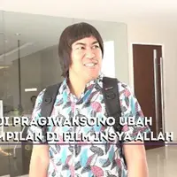 Pandji Pragiwaksono dan penampilannya sebagai Raka di film Insya Allah Sah.