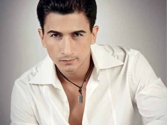 Potret Erwin Cortez Yang Memiliki Peran Antagonis Dalam Suara Hati Istri Indosiar News Entertainment Fimela Com