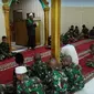 Yonif 713/Satya Tama Gorontalo menggelar doa bersama dan salat gaib usai memastikan kabar gugurnya anggota TNI Serda Miftachur Rohmat, usai baku tembak dengan Kelompok Kriminal Bersenjata (KKB). (Foto: Liputan6.com/Korem 133/Arfandi Ibrahim)