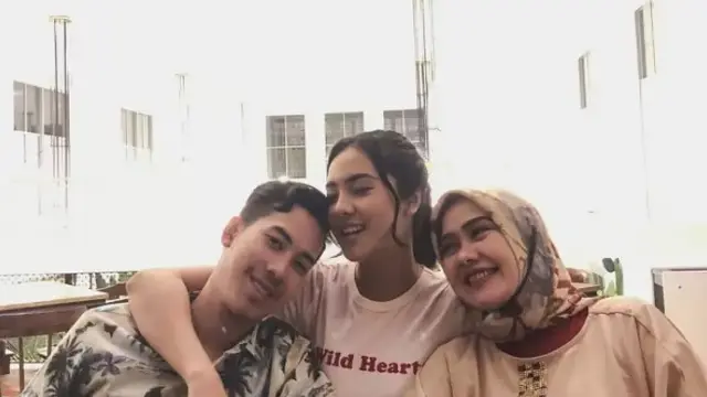 Ibunda Anya Geraldine (Instagram/anyageraldine)