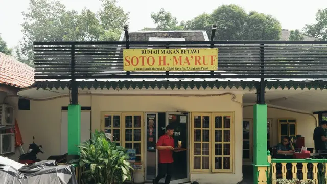 Soto Betawi H. Ma'ruf.