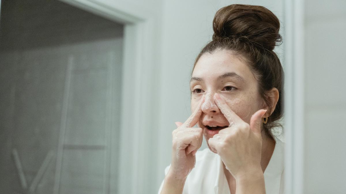 Cara Menghilangkan Chicken Skin di Wajah agar Wajah Halus