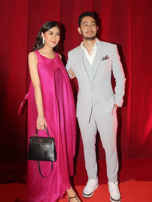 Syahnaz Sadiqah dan Jeje Govinda