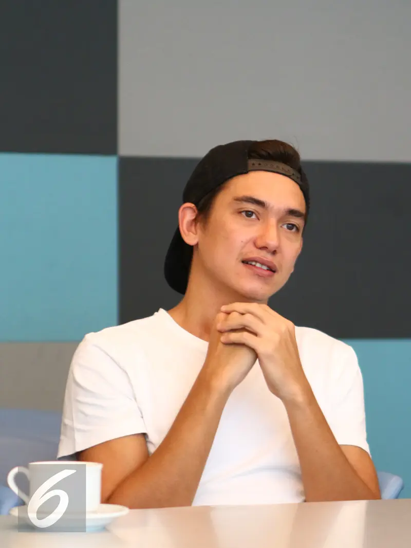 Adipati Dolken