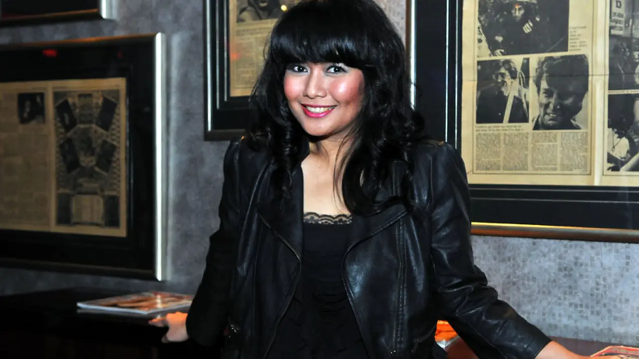 [Bintang] Dea Mirella