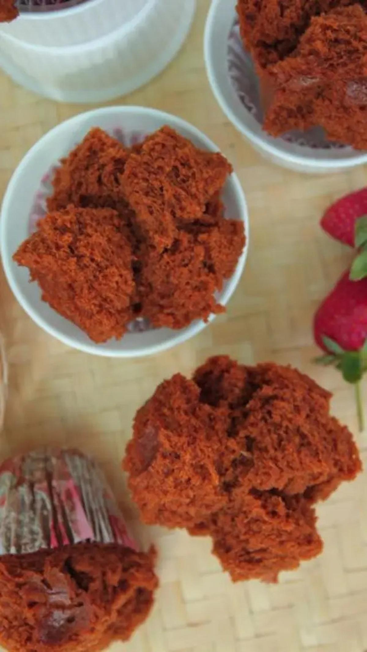 Resep Bolu Kukus Mekar yang Lembut Praktis dan Enak