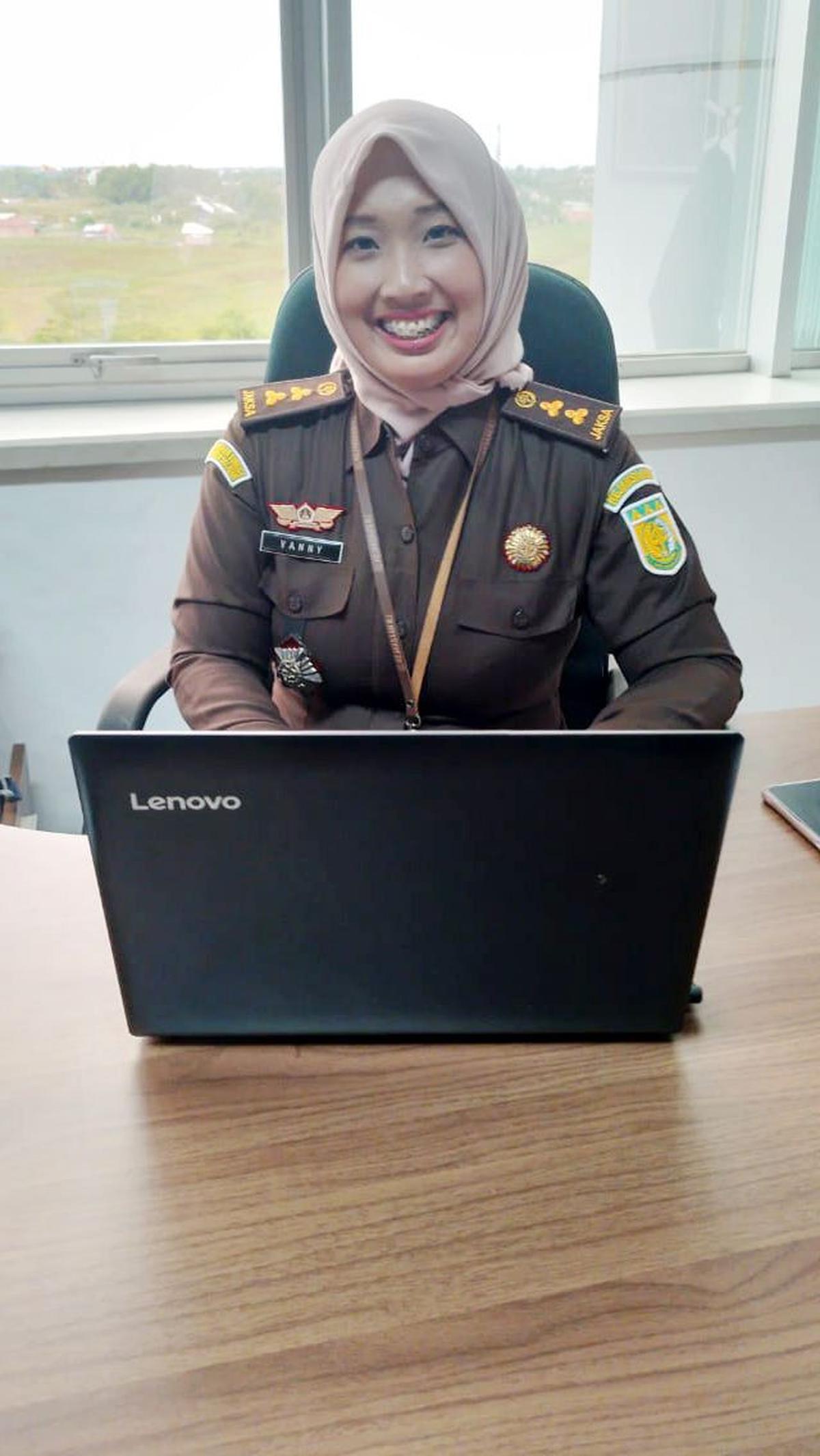 Kasi Penkum Kejati Sumsel Vanny Yulia Eka Sari mengungkapkan, penetapan kedua tersangka setelah penyidik mengumpulkan alat bukti dan mereka sebelumnya telah diperiksa sebagai saksi.