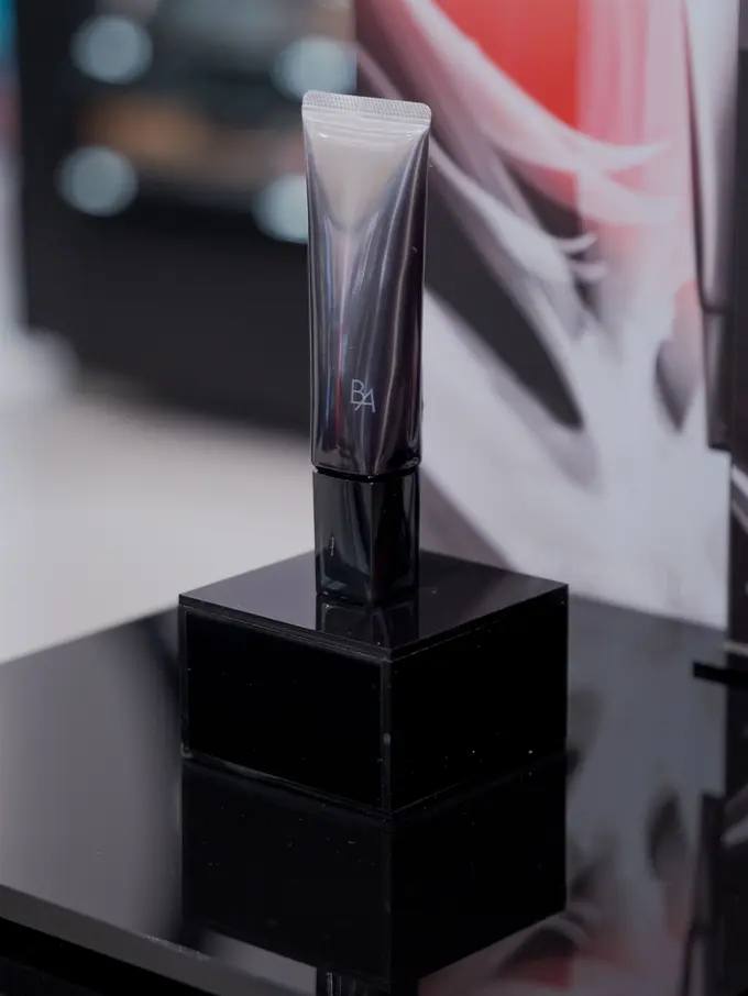 Sunscreen Revolusioner B.A Light Selector N di Sephora Indonesia. Dok. Luxasia