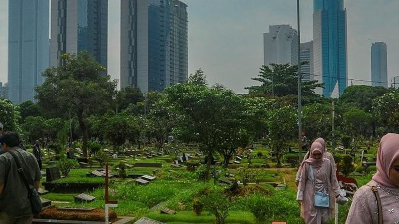 Doa Ziarah Kubur Singkat & Urutannya