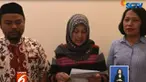 Sang anak pun memaksa kembali ke mobil, namun sang ibu mendorongnya berulang kali.