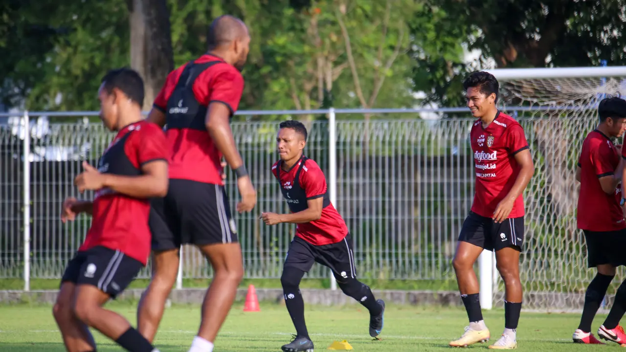 Hendra Adi Bayauw, Bali United