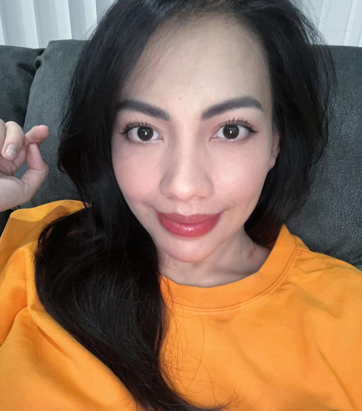 5 Potret Selfie Kezia Karamoy yang Memikat, Netizen Terpukau dengan Berbagai Ekspresinya