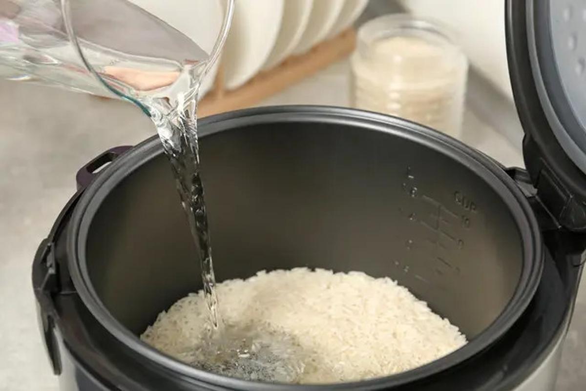 Rahasia Membuat Bubur Nasi Lembut dan Tidak Gosong