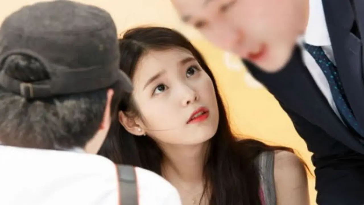 IU