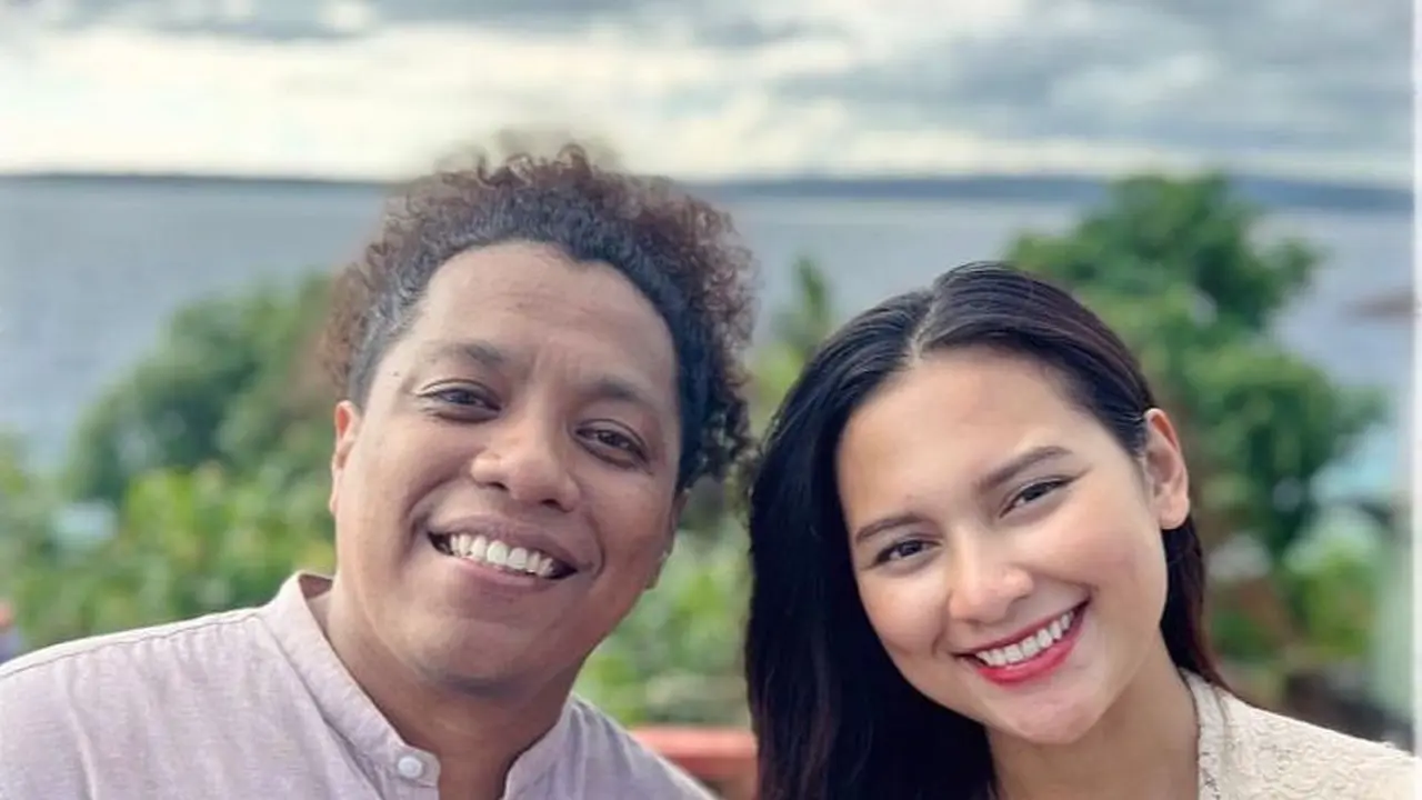 Arie Kriting membagikan momen manisnya bersama sang istri. (Dok. Foto Instagram @arie_kriting)
