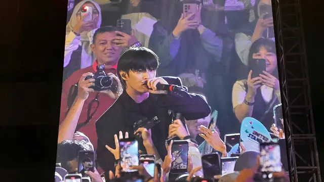 Konser Eaj The 1/9 Tour