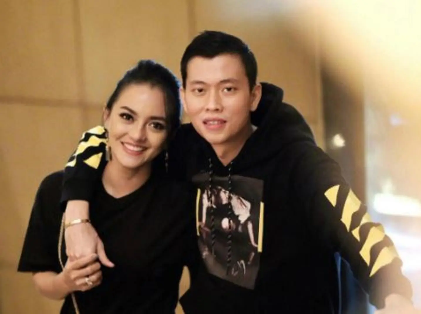 Ferry Wijaya dan istrinya, Ririn Ekawati (Instagram/@fery_wijaya88)