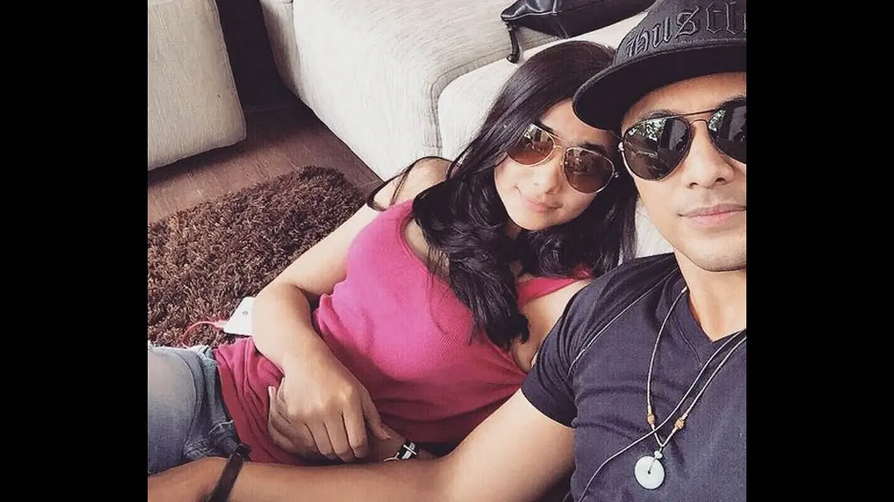 Foto-foto 'Mesra' Hengky Kurniawan dengan Aktris Sonya Fatmala